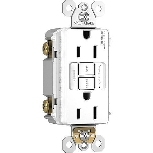 Pass & Seymour 1597NTLTRWCCD4 Radiant 15A Tamper-Resistant Self-Test GFCI Outlet with Night Light, White