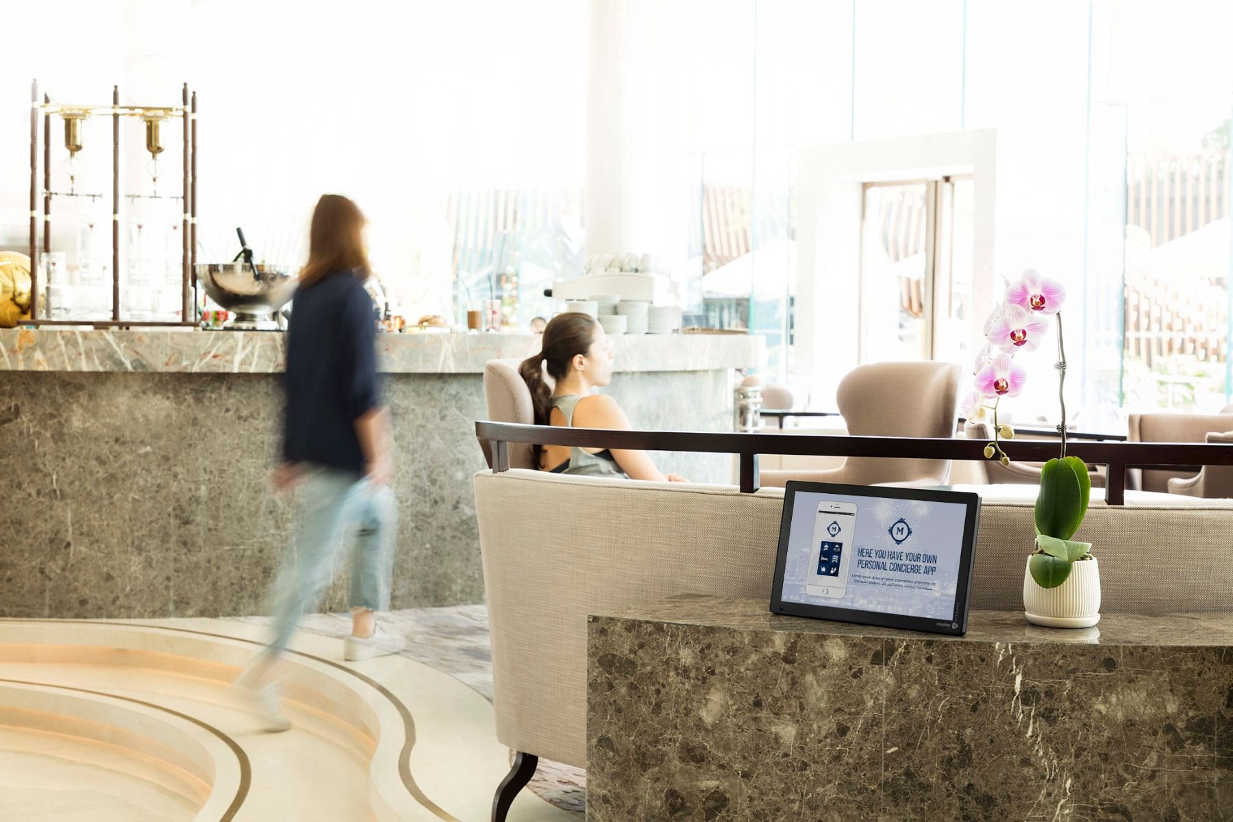 Nixplay 15 in Digital Signage Display