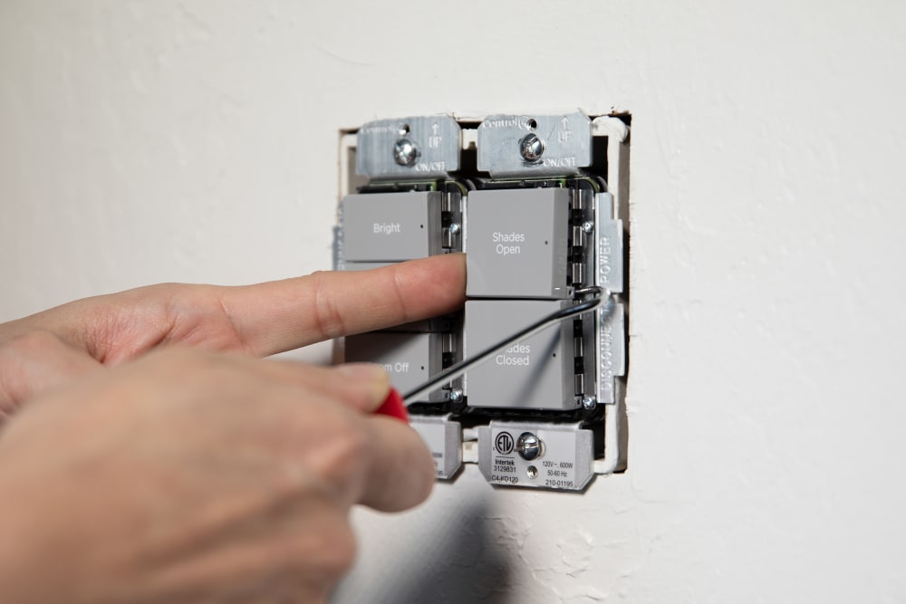 Control4® Button Removal and Alignment Toolkit