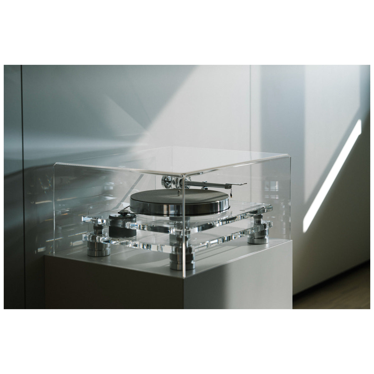 Musical Fidelity M6XTT Turntable With TA9 Tonearm