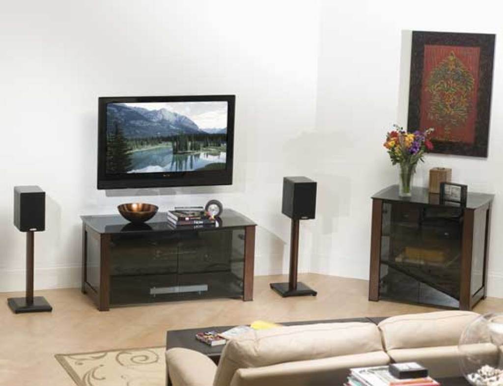 Sanus 18\\" Tall Speaker Stands with 7.5x7.5 Top Plate (Pair)
