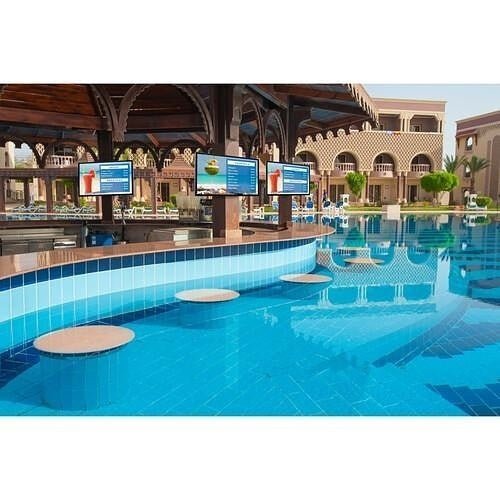 Peerless-AV XHB5541 Xtreme High Bright Outdoor Display 55\\"