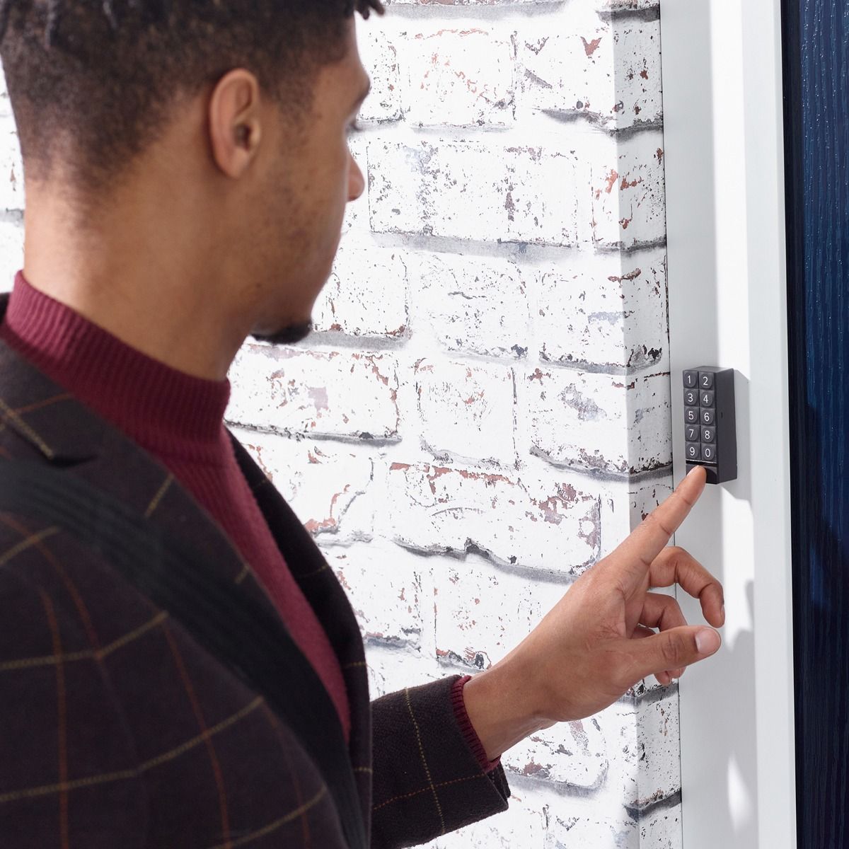 Yale Kent Smart Delivery Box w Wi-Fi Connect Bridge & Keypad