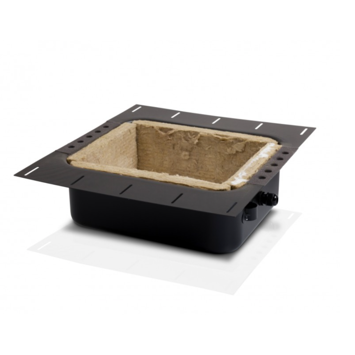 Metal back box for CCM662-665, CCM663-664SR & CCM682-684, EA