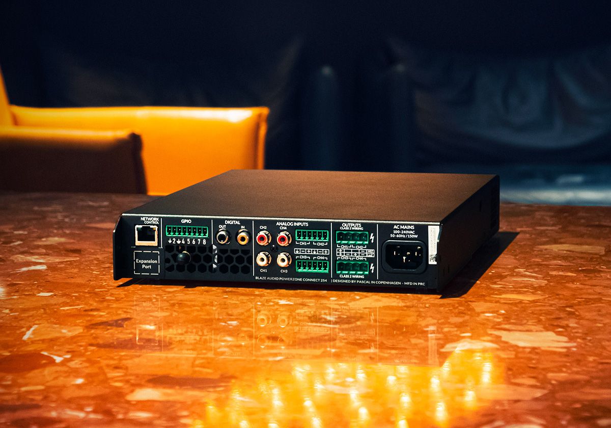 PowerZone Connect 254 - 10 input 240w 8 Ohm-70v, 4ch IP Amp