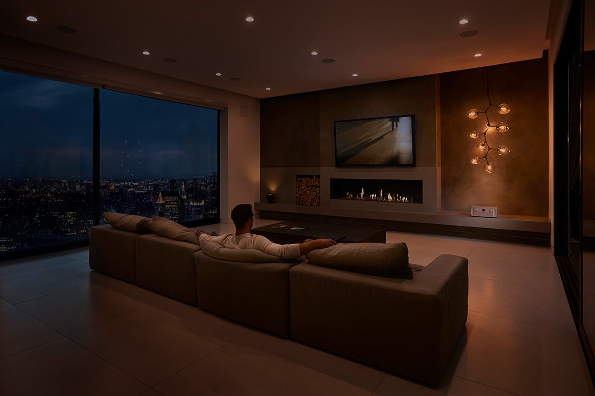 9.4ch 125w 8K AVR, 11.4 processing, Luxury Design, HDAM