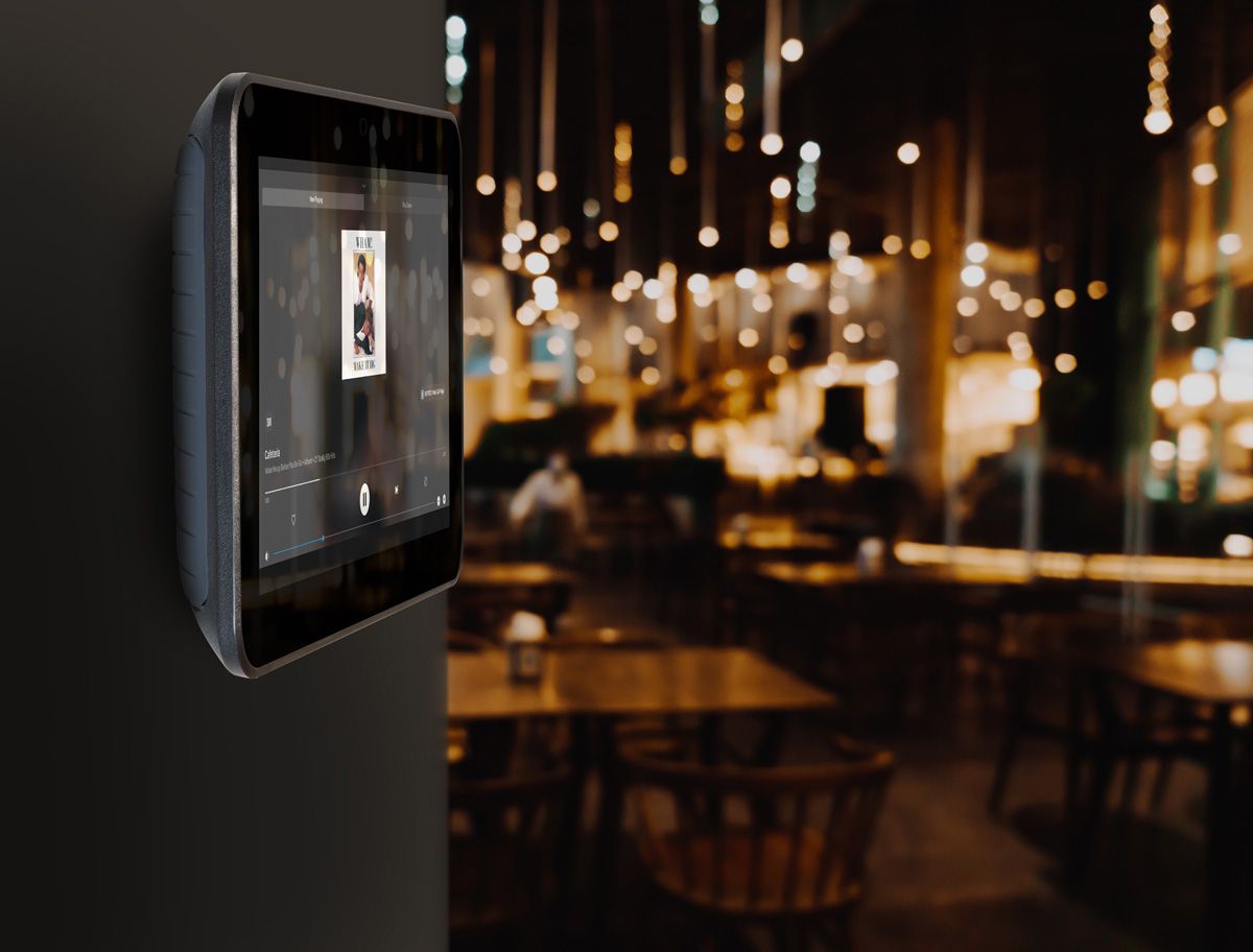Wall-Mount  8in Touchscreen Controller, PoE+ & BluOS app