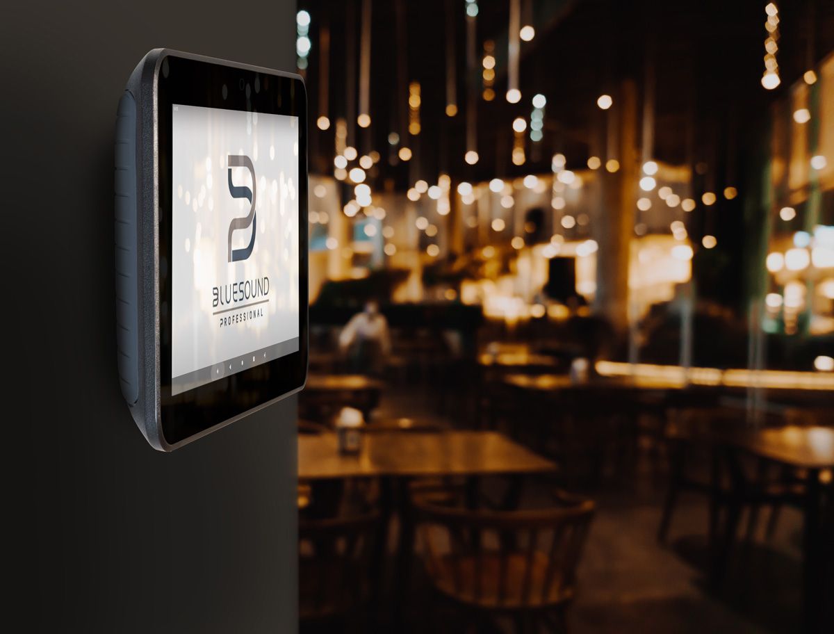 Wall-Mount  8in Touchscreen Controller, PoE+ & BluOS app