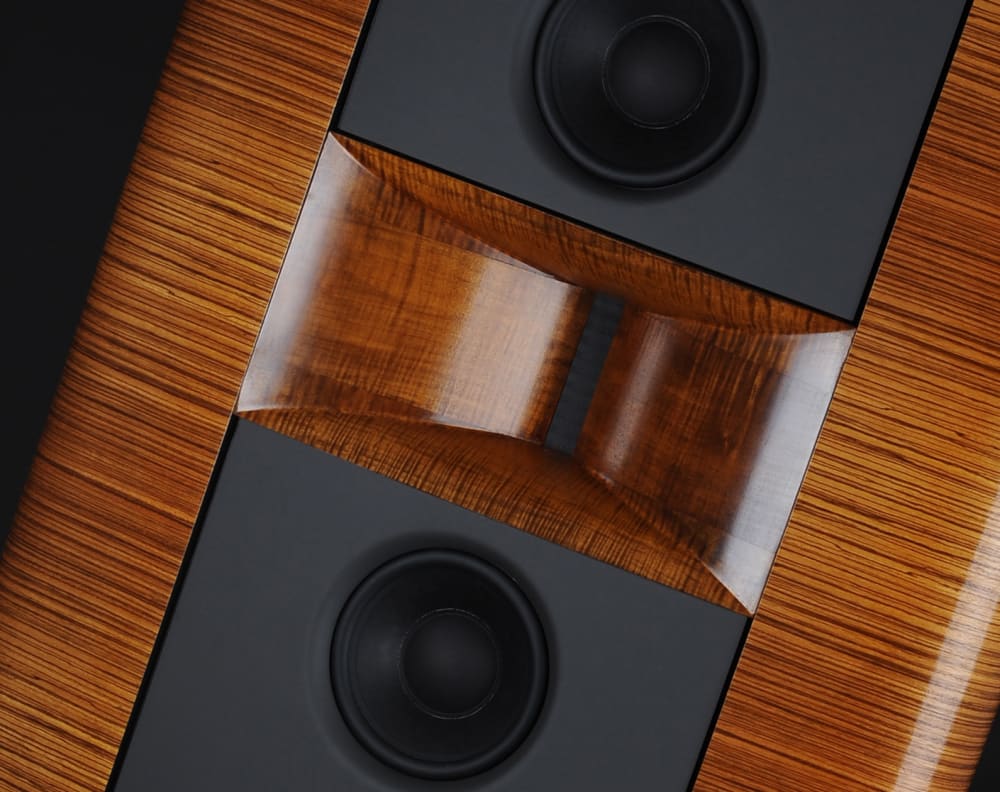 Triad Cinema Reference LCR 2 (painted finish with stand or wall bracket) - EOS 03.01.22