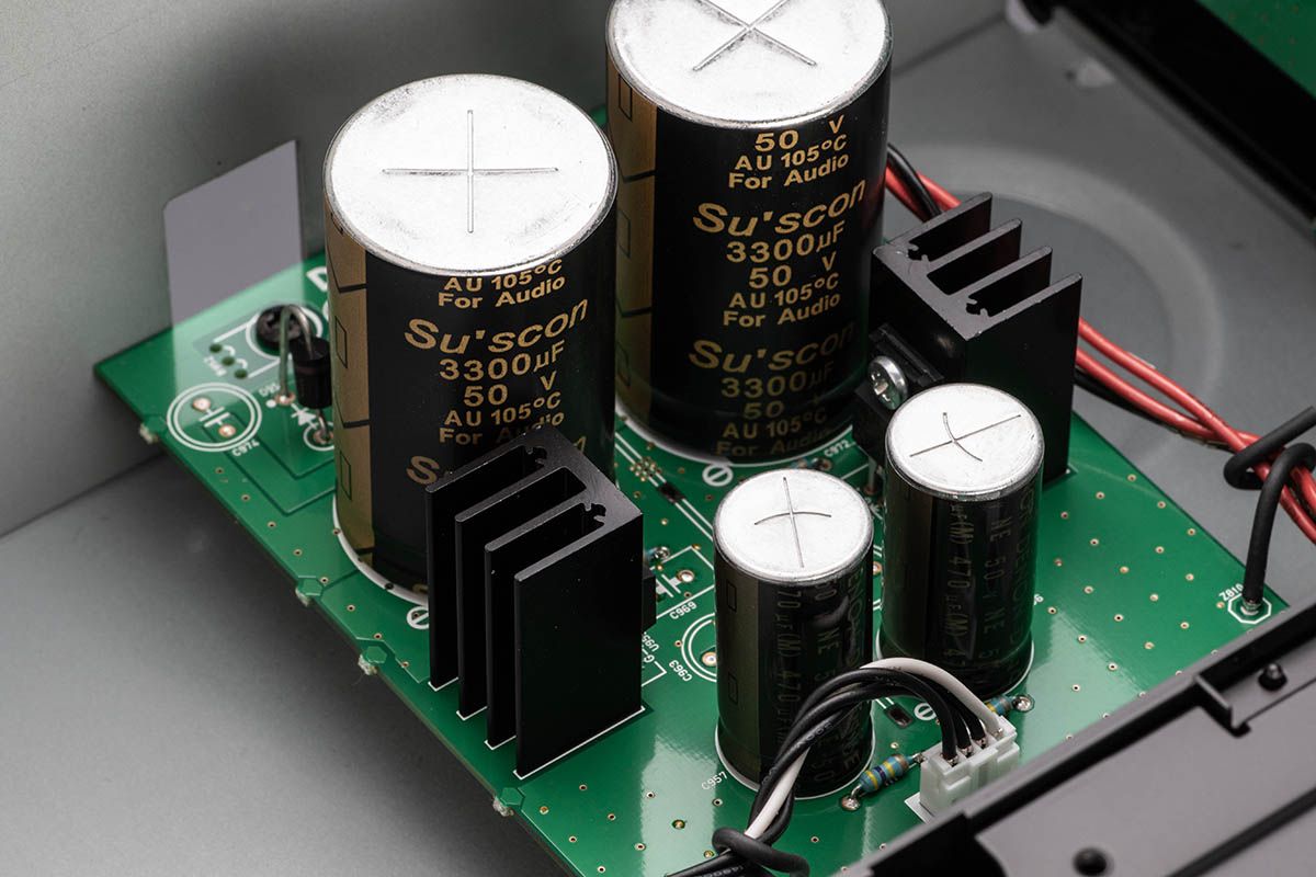 SACD Player w- Advanced AL32 Processing