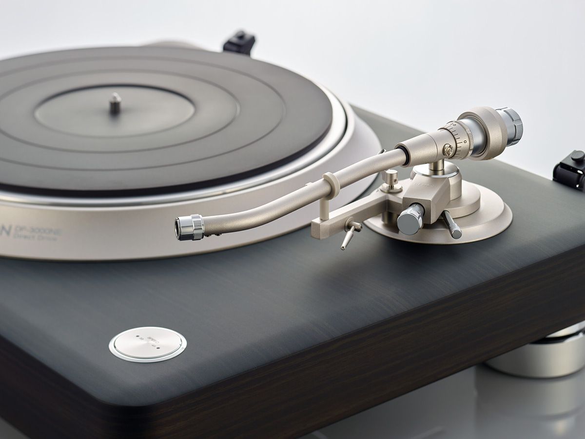 Premium direct drive Hi-Fi turntable, Dark Ebony