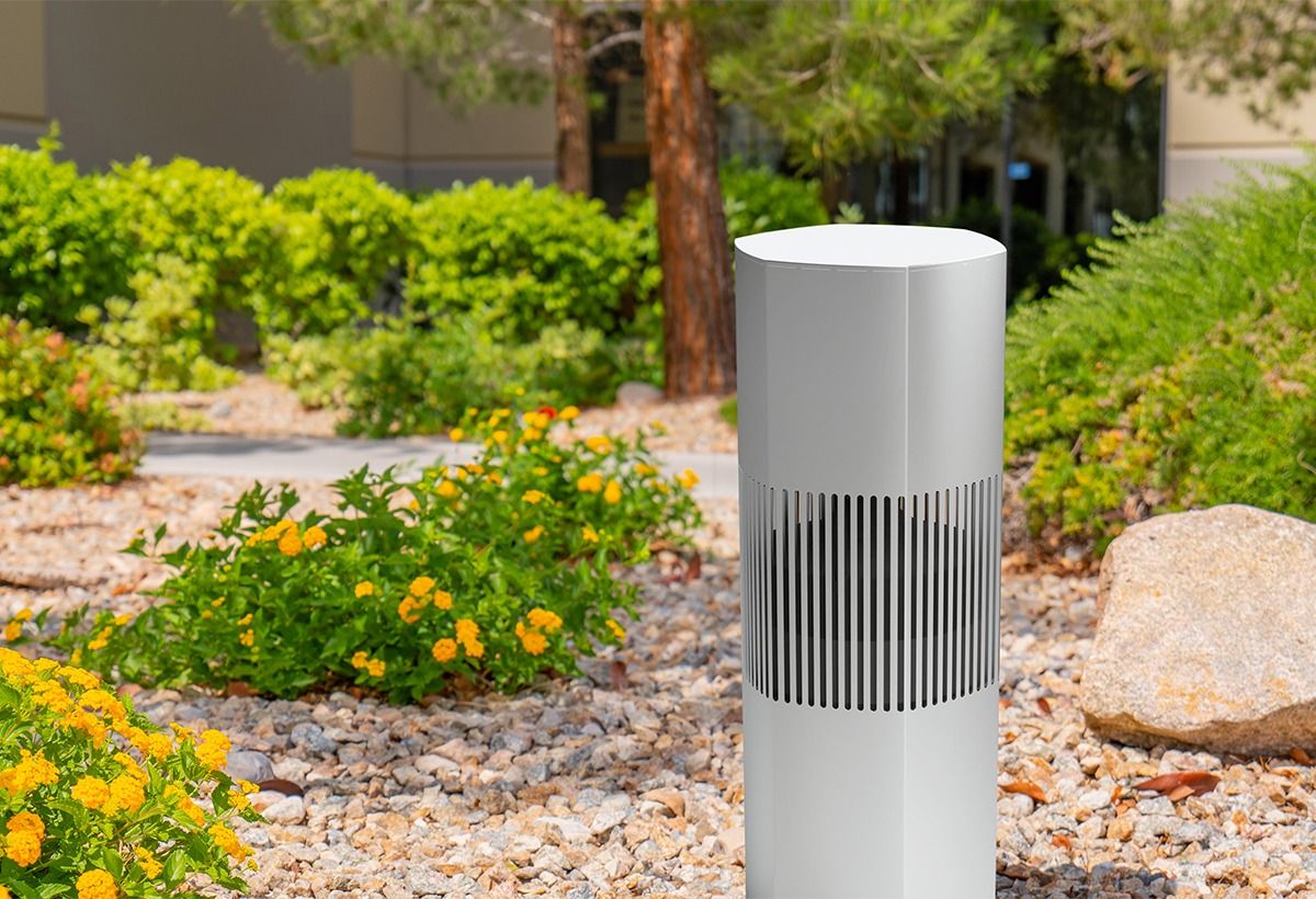 Luxury Bollard Spkr, 6in Sub, 360deg 4.5in 8hm/70v, Champagn
