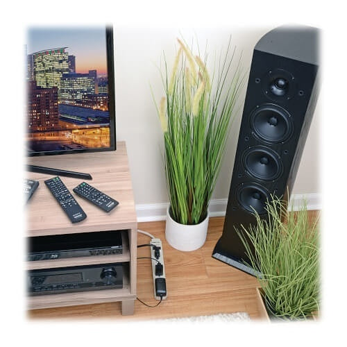 Tripp Lite TLP606 Protect It! 6-Outlet Surge Protector, 6\' Cord, 790 Joules, Diagnostic LED, Light Gray Housing