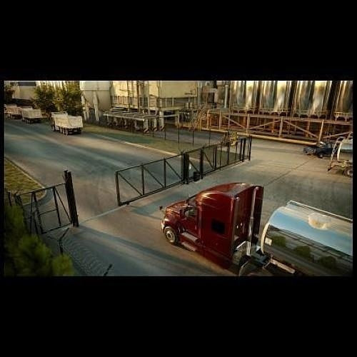 LiftMaster INSL24UL 24V BLDC Continuous Duty Industrial Slide Gate Operator