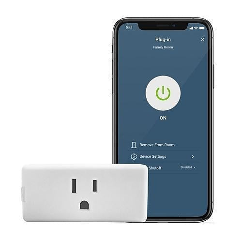 Leviton DW15P-1BW Decora Smart Plug-In, Wi-Fi 15A