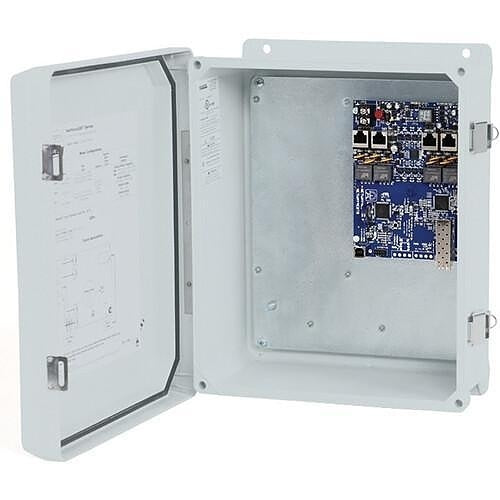 Altronix NETWAY4EBTWPN Single 1G Fiber Optic SFP, 4-Port 10/100/1000 802.3bt 4PPoE, Hardened Switch Board Mounted in NEMA4/4X, IP66, LINQ