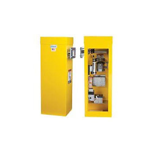 Linear BGUS-16-211-YS BGUS Series 1/2 HP 115V Phase Barrier Gate Operator with 16\' Wood Arm, Yellow