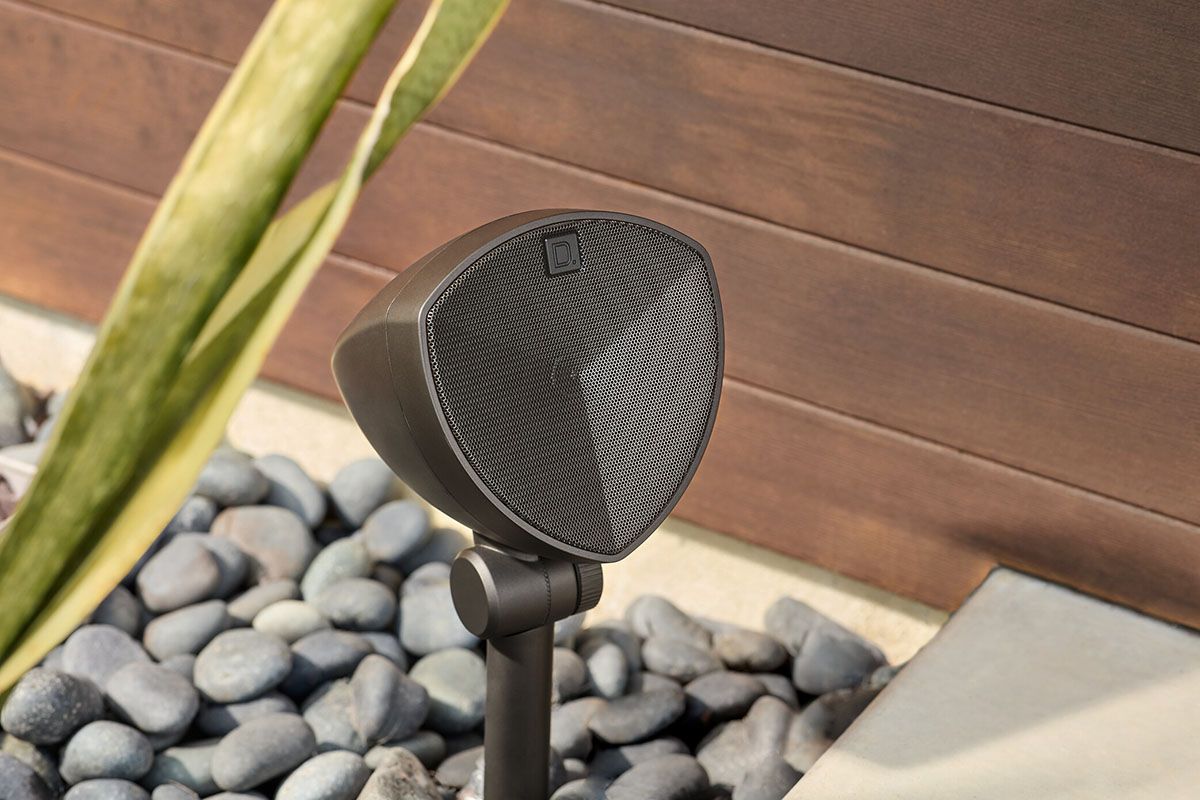 Outdoor System w- Six 4in Speakers and One 8in Sub, Dk Brown