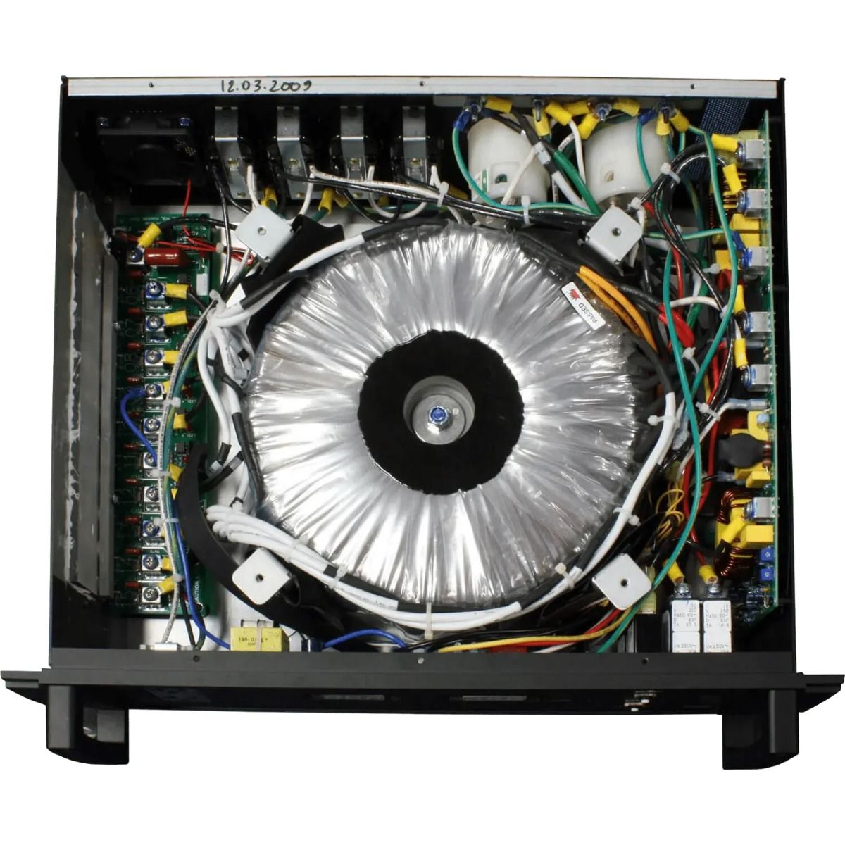 30A Global Voltage Regulator 90V-265V In, 20A, 30A 120V Out