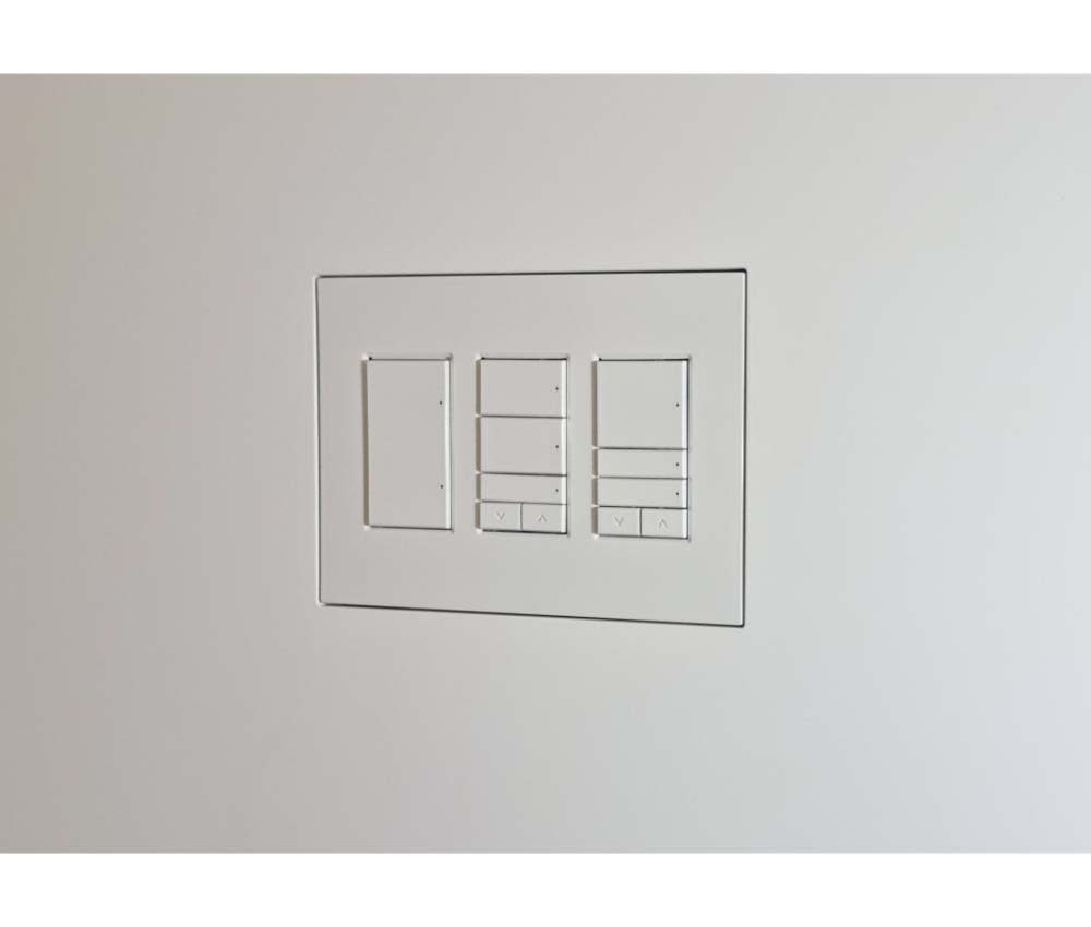 Wall-Smart® New Construction Mount for Control4 Contemporary Lighting | 3 Gang