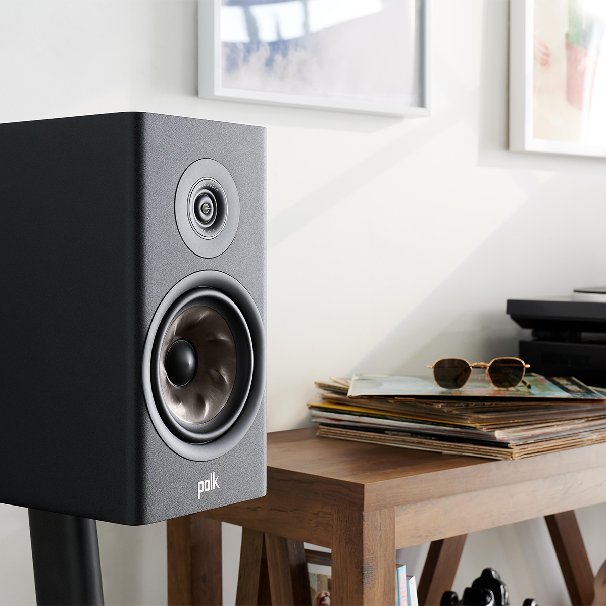 Reserve Bookshelf LG Black