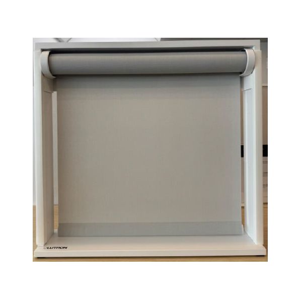 PORTABLE DEMO DISPLAY OF TRIATHLON SELECT SHADE
