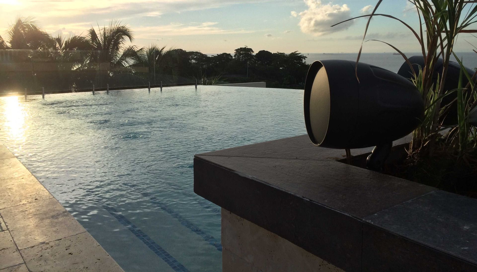 AcoustiScape 4.5in Outdoor Landscape Speaker  8 ohms-70 Volt