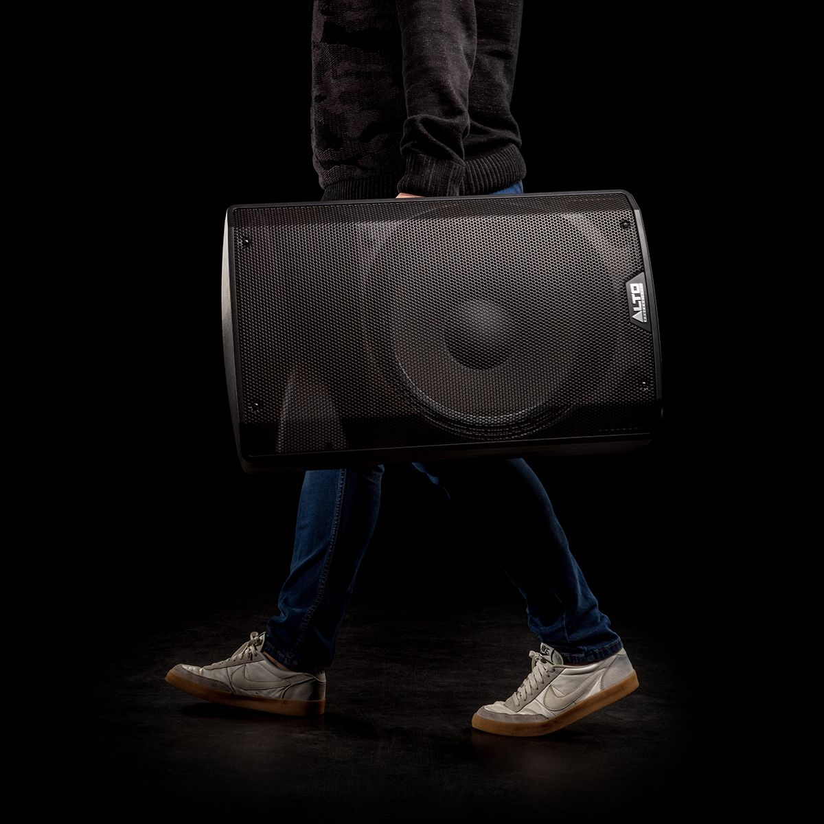 750w 15-Inch 2-way Powered Loudspeaker