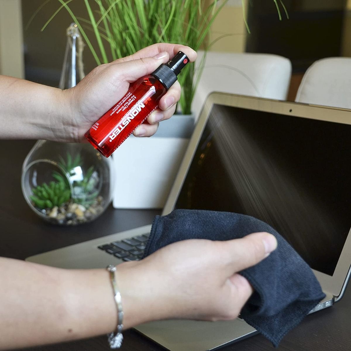Monster Screen Clean 60ml Bottle
