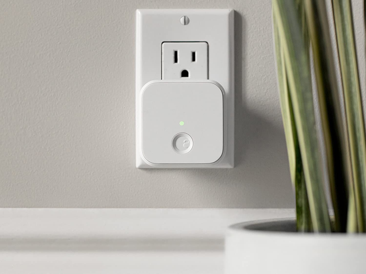 Yale Kent Smart Delivery Box w Wi-Fi Connect Bridge & Keypad